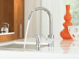 MOEN 7106